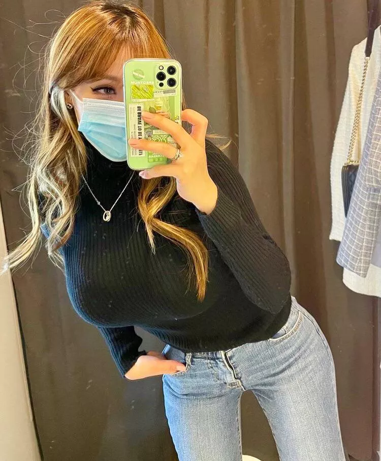 Hide & Seek posted by SexyISIS