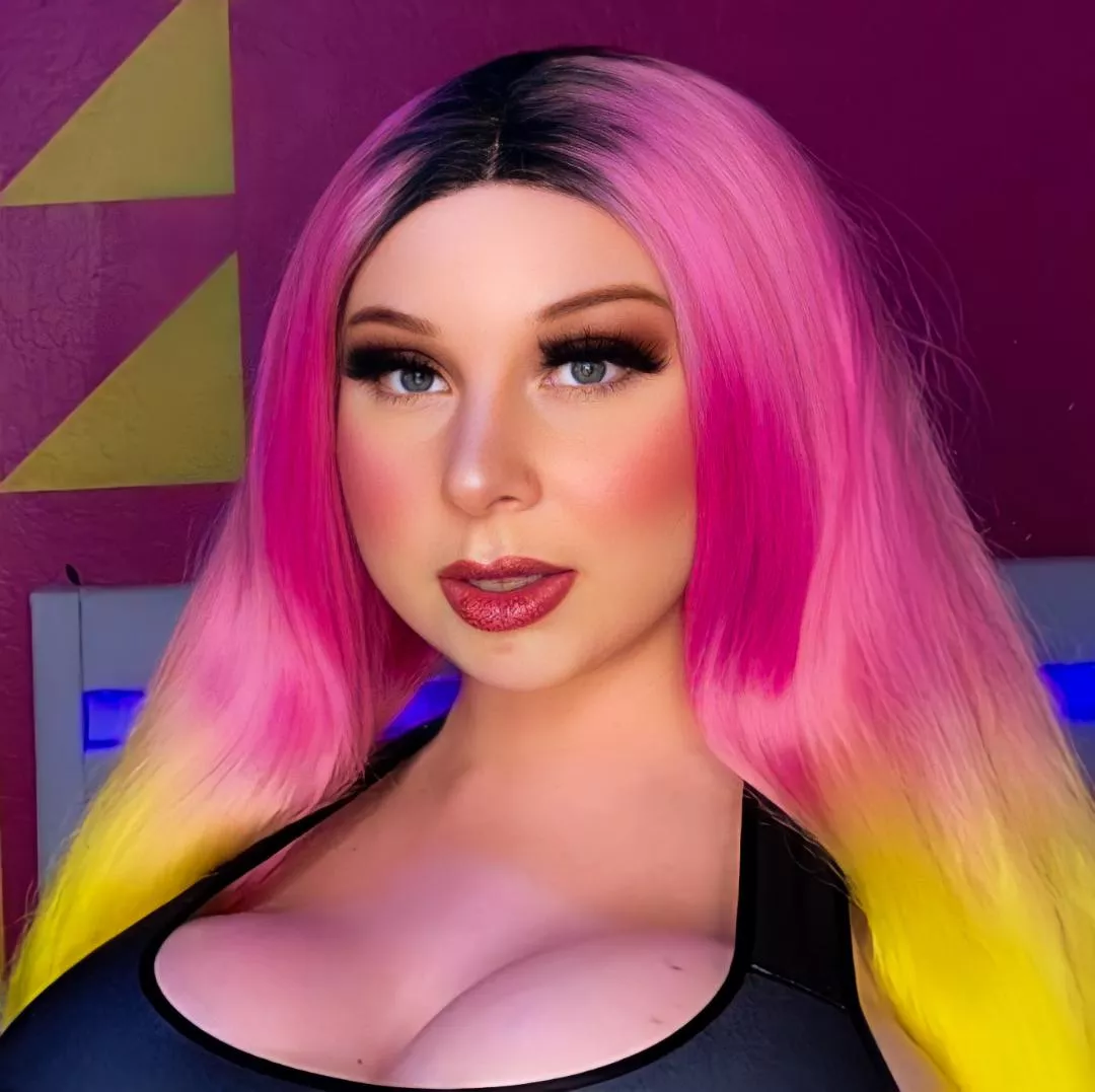 high and tight new tits teaser ;) posted by sapphiresummers