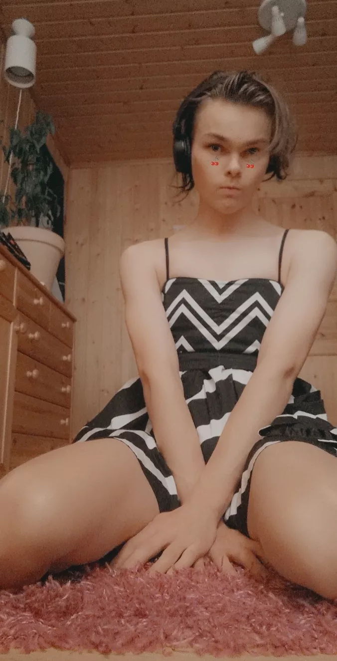 Hiiiii! posted by Urownone