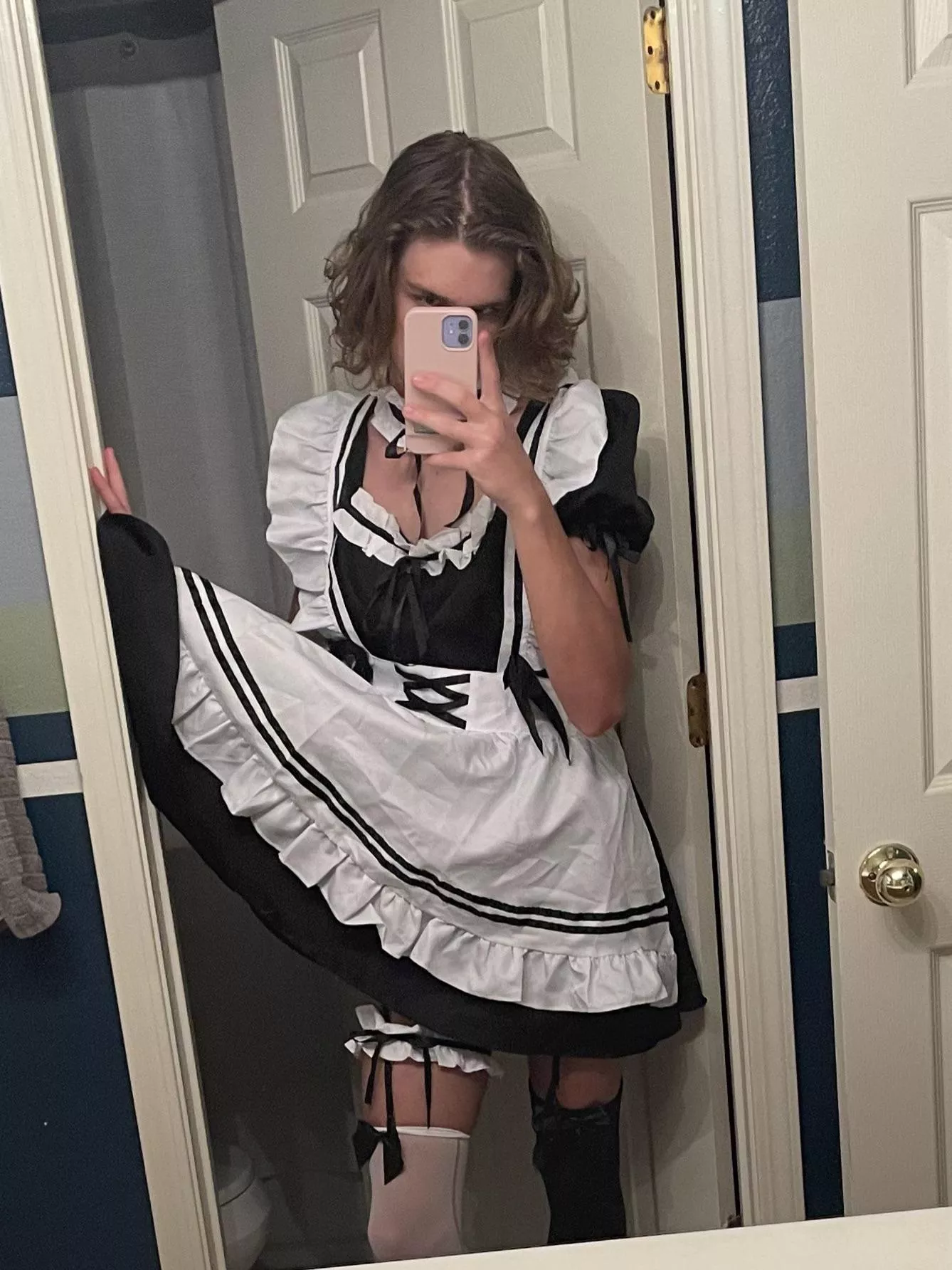 Hiiiii! tell me I’m pretty posted by bread-mmm