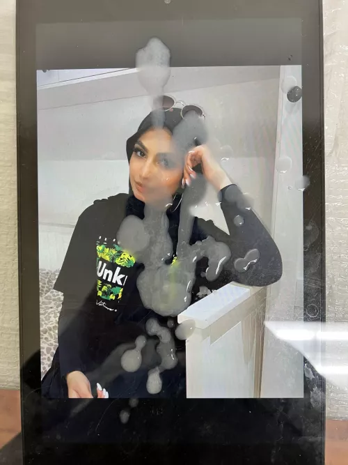 Hijabi in sunglasses! by merbs88