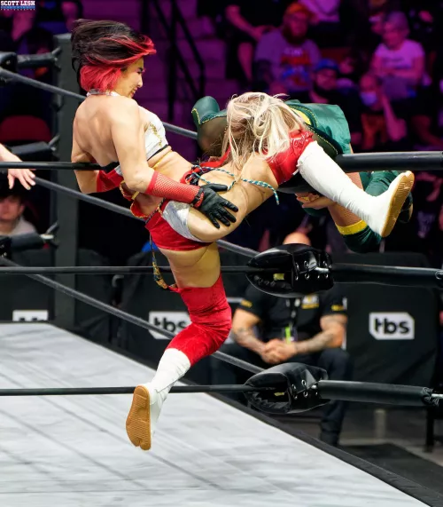 Hikaru Shida 🍑😌 by throwawayacct459