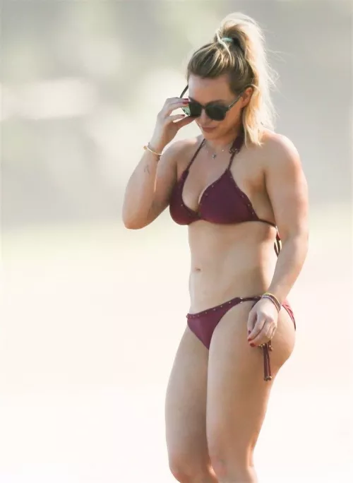 Hilary Duff by curiousbowling