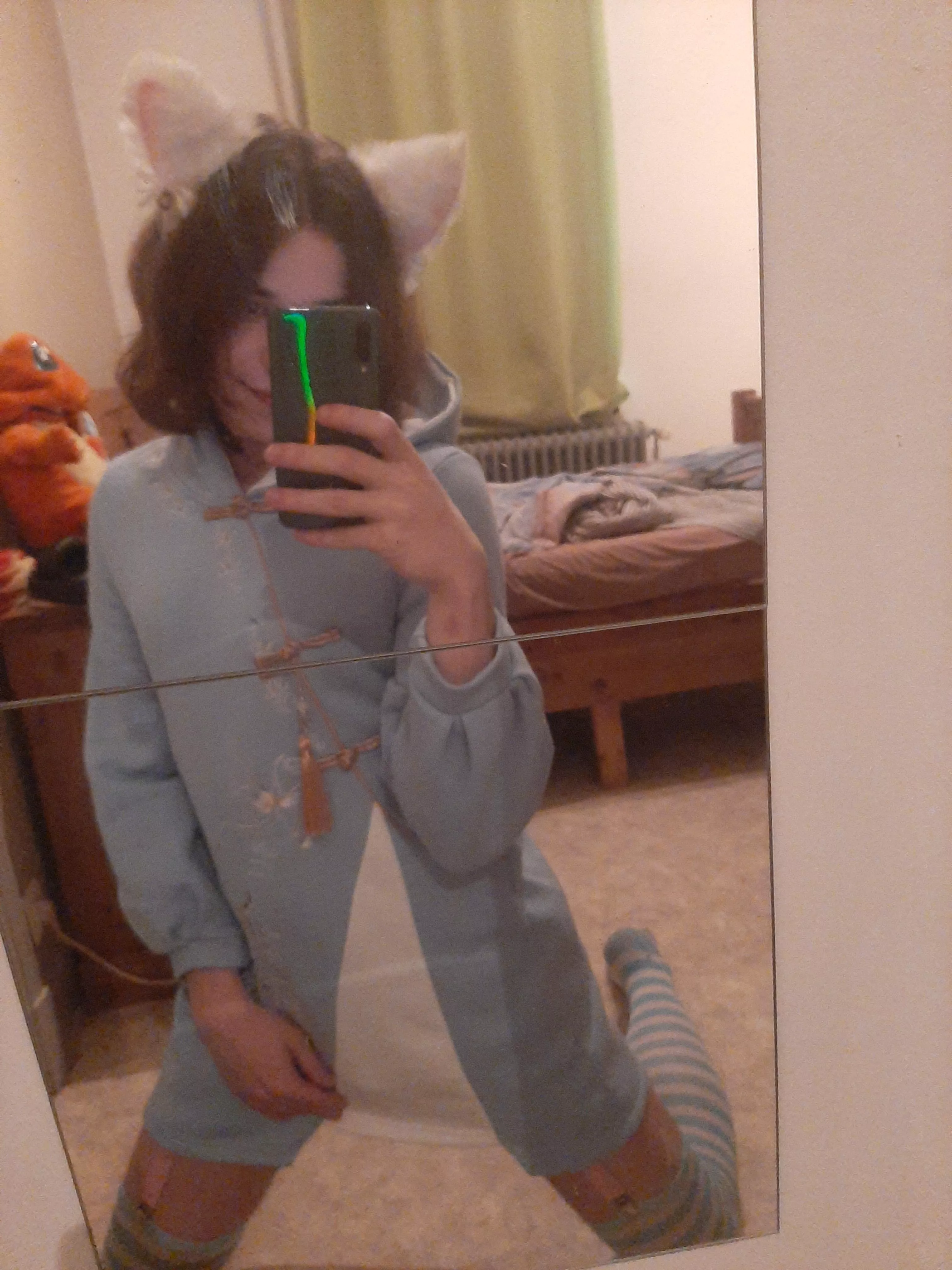 hiya good morning folks :3 posted by reika-femboy