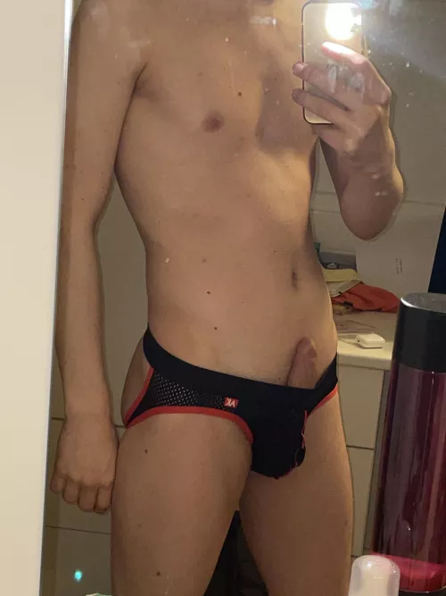 Hmm, doesn’t quite fit by Trance_Waves