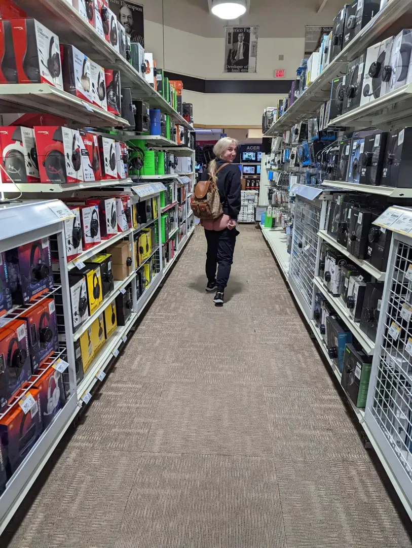 Hmmm which headset do I want ?? [Img] by abbylynnxoxo