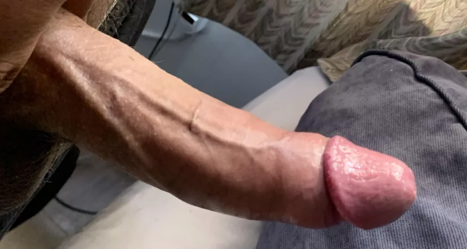 Hmu by Resident_Paint_9025