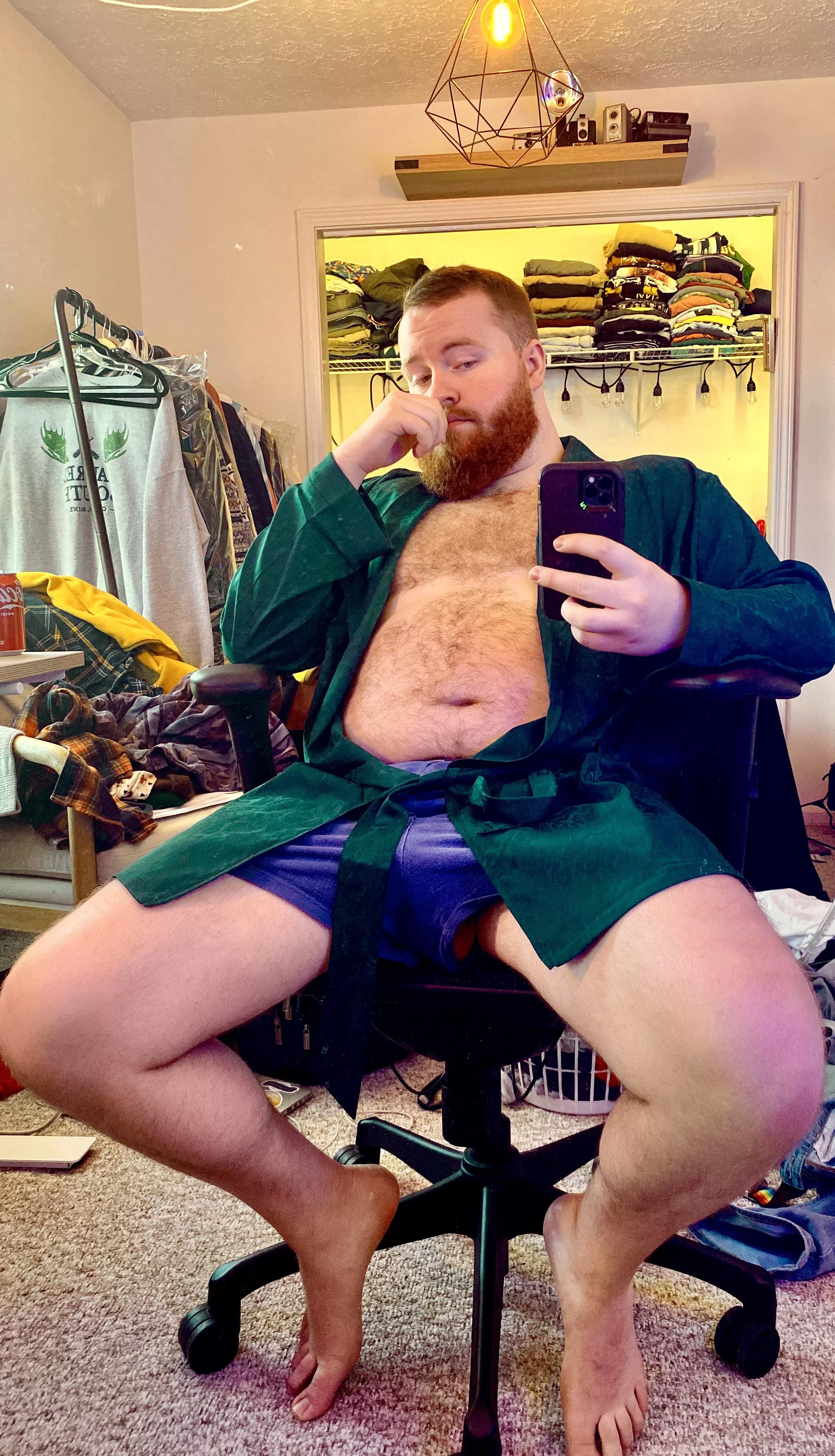 HMU posted by thowawaybear