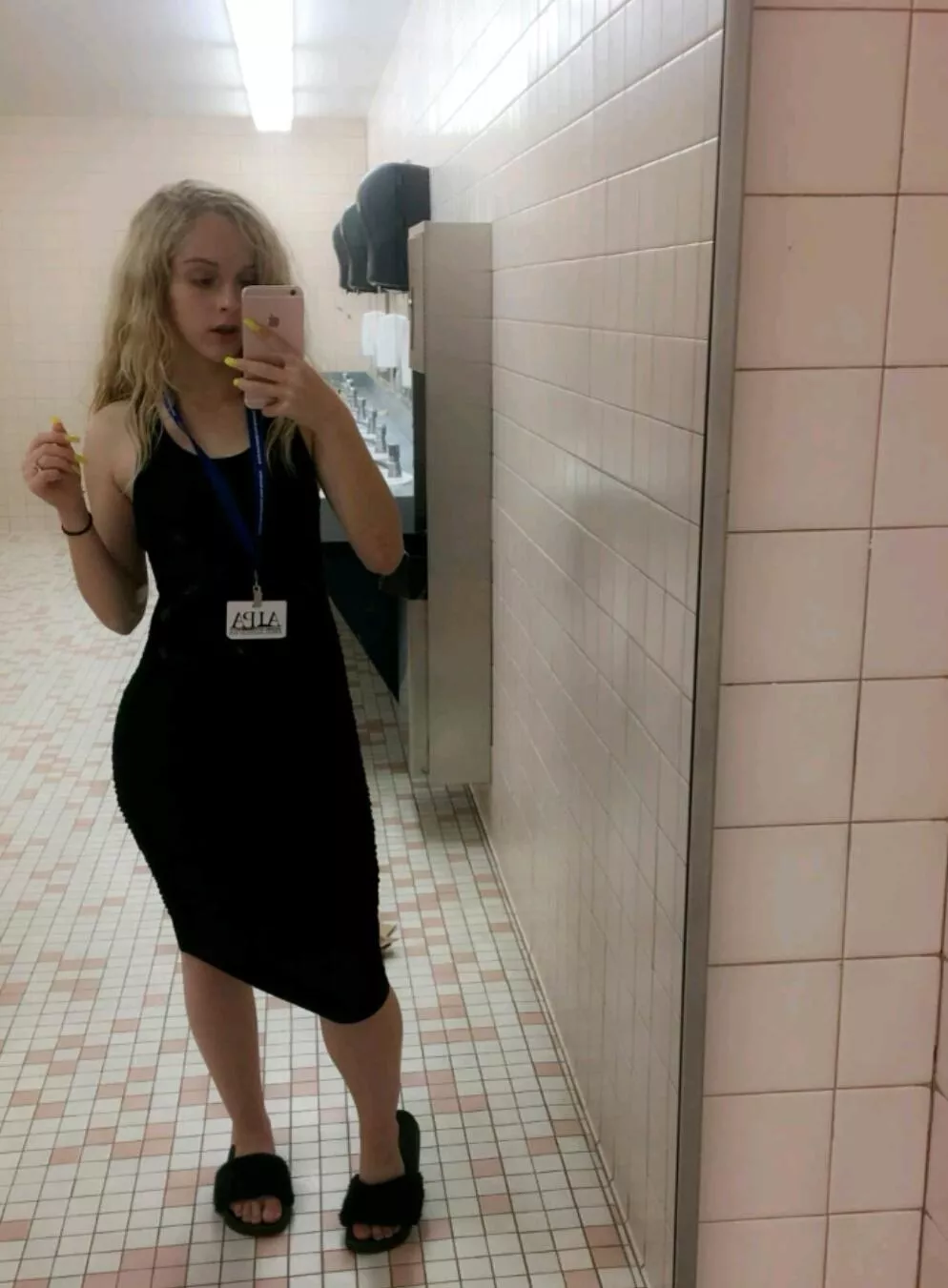 hmu friends posted by AlyssaWamsley