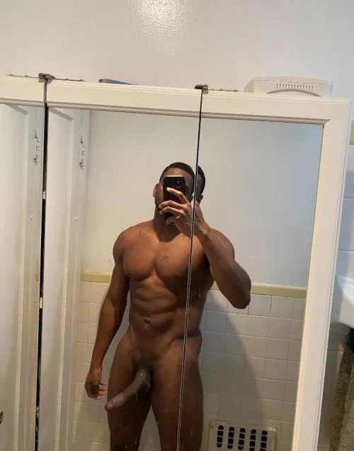 HMU if u like what u see🙈🤪 by kik_liamirwin550