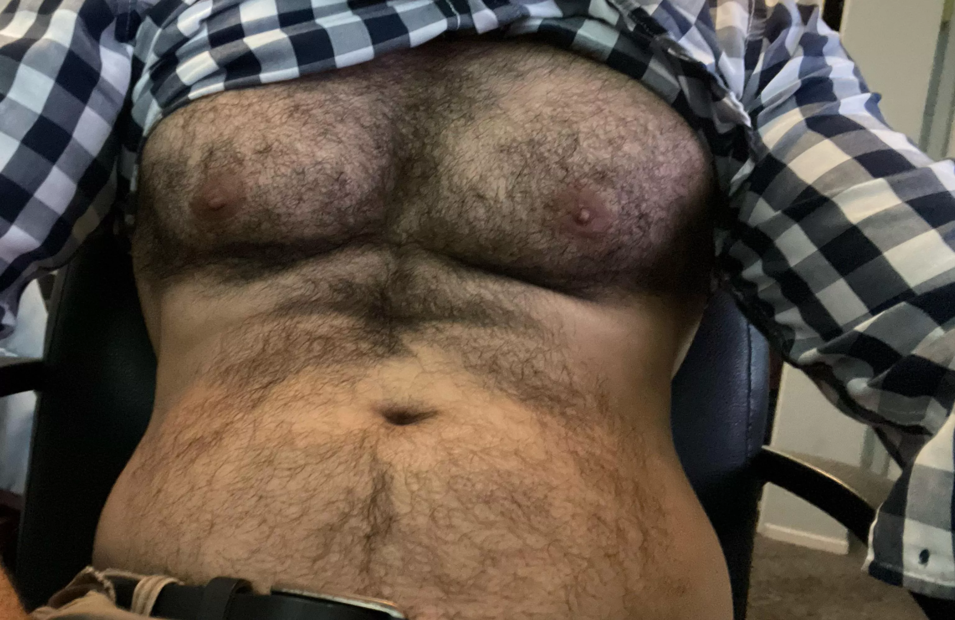 Hmu on snap someguy_here22 posted by Fabulous-Bet3141