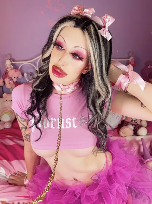 Hold my leash? by babygirl_lune