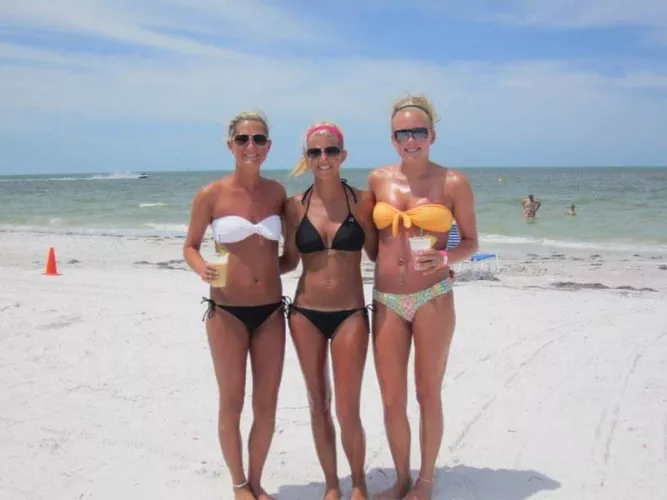 Holiday Blondes by tonysm2131