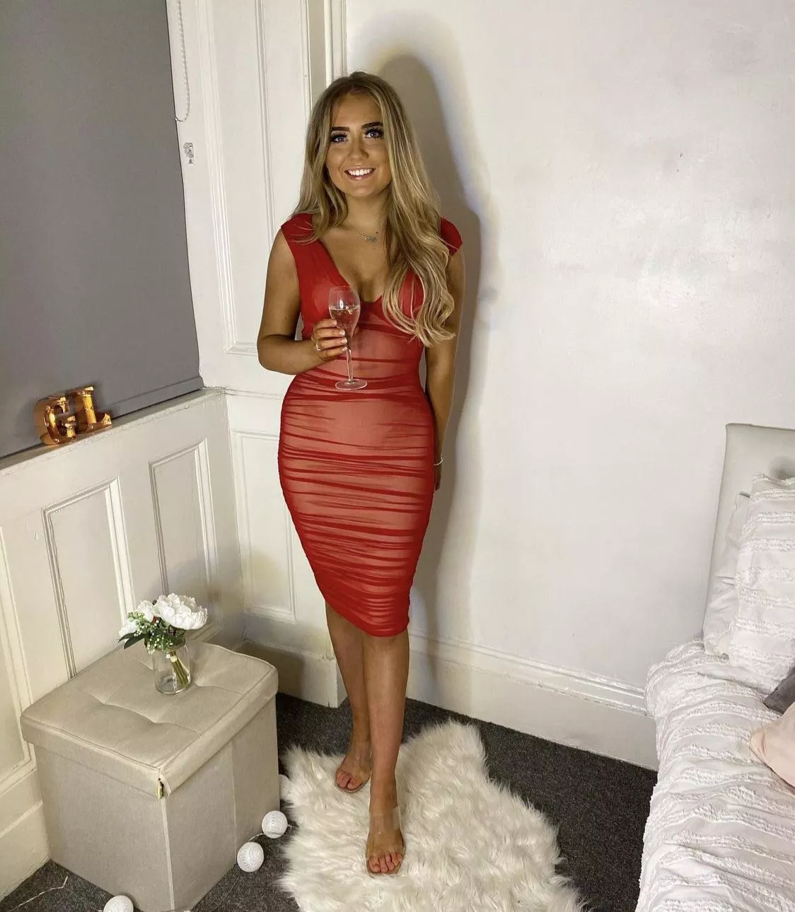 Holly posted by ExternalLibrary8828