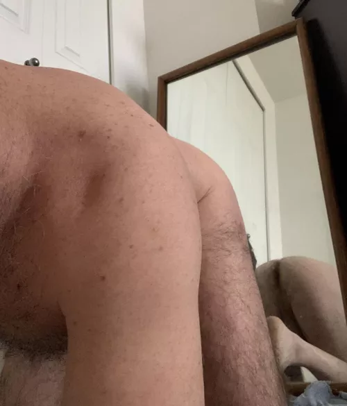 Home alone 😉 by trayseedub