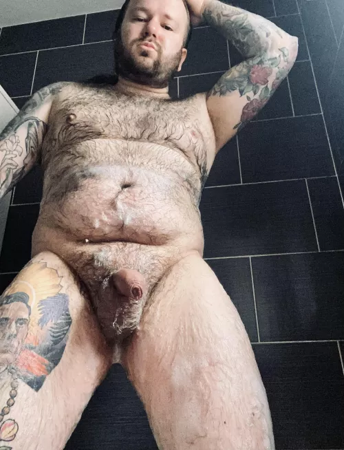 Honestly nothing turns me on more than people (strangers and people I know) seeing me naked & exposed. My face, belly & dick… everything. 33yo bear, 🇬🇧. by Particular-Ad-1085