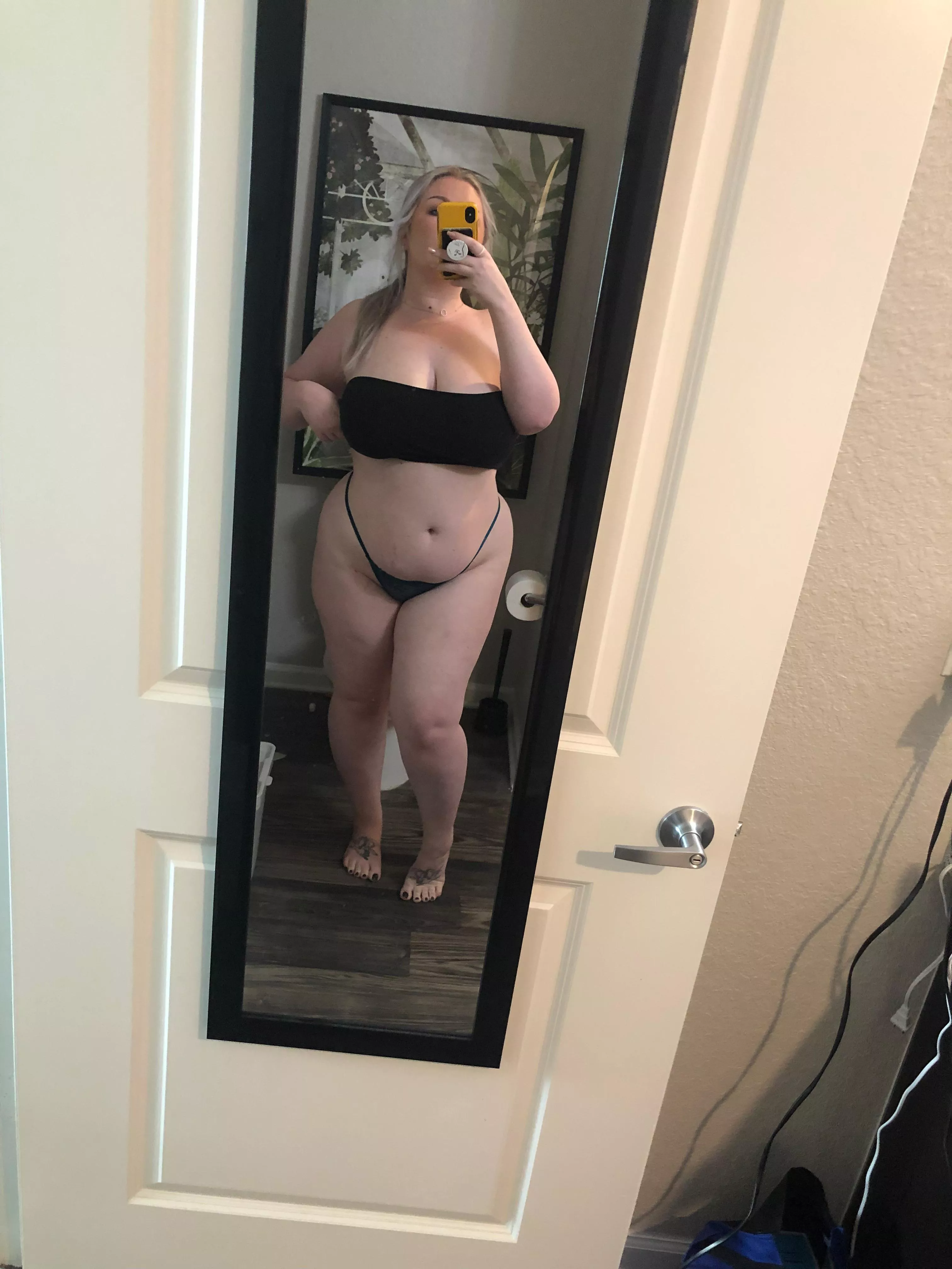 Honestly, smash or pass? posted by pinkghouls