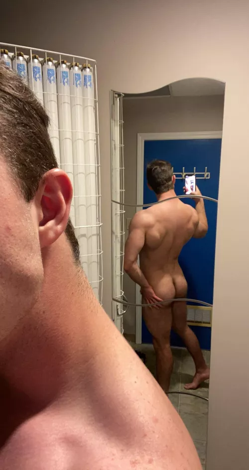 Hop in the tanning bed with me (it’ll be tight) by PaganBaby00