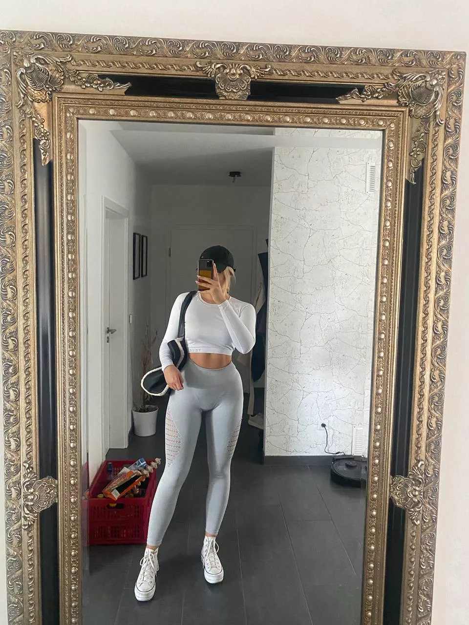 hope a front view is ok too posted by Kaiseybuun