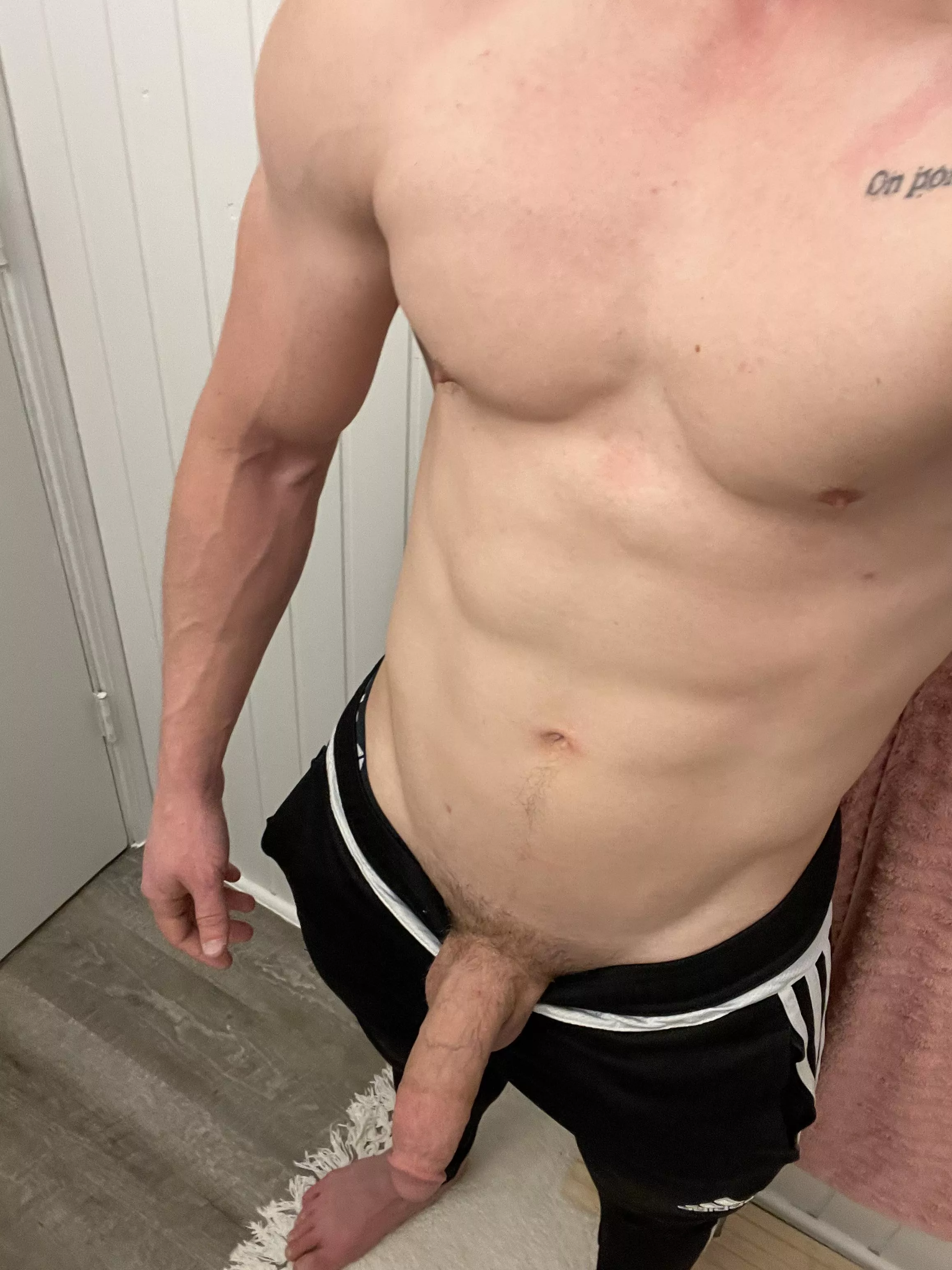 Hope everyone had a great day 😊 posted by Stout_Crocodile