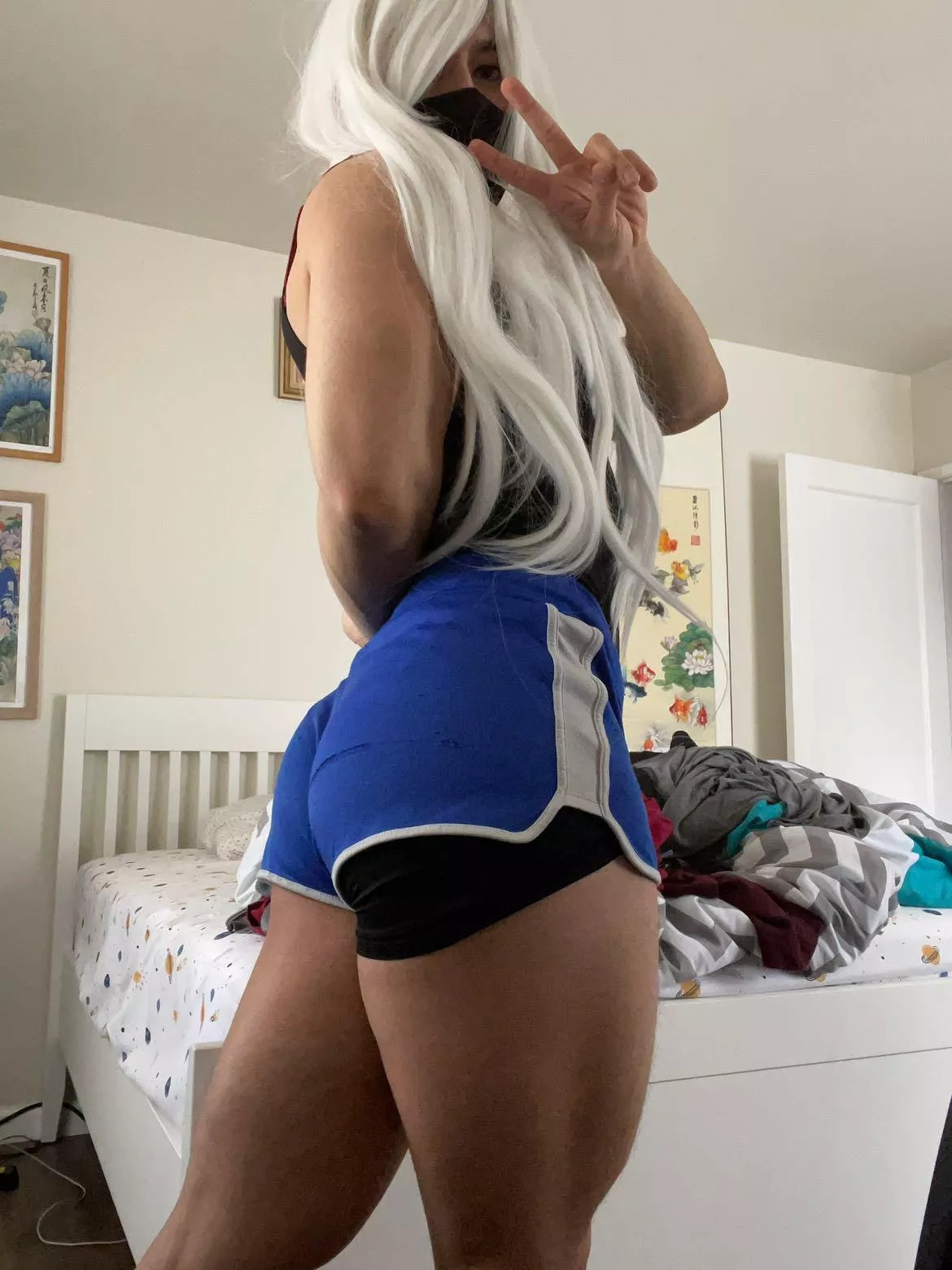 Hope everyone has a relaxing weekend 😊 posted by senpoki23