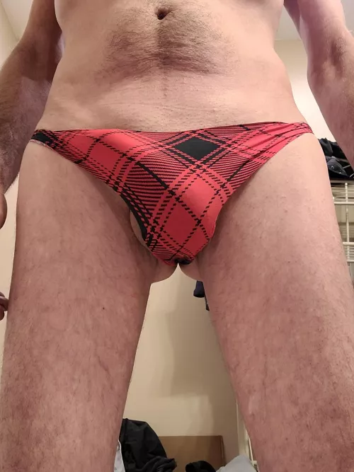 hope everyone is having a good evening!! by Screamin2112