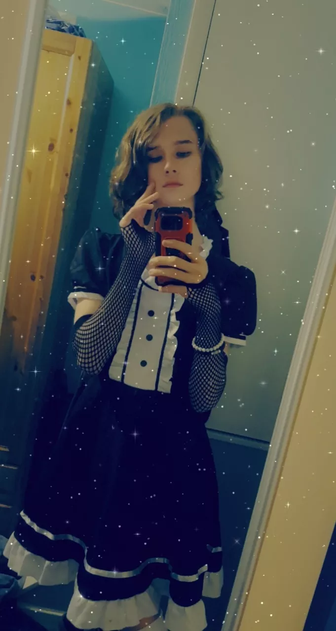 Hope I'm cute enough >~< posted by Crimtane_