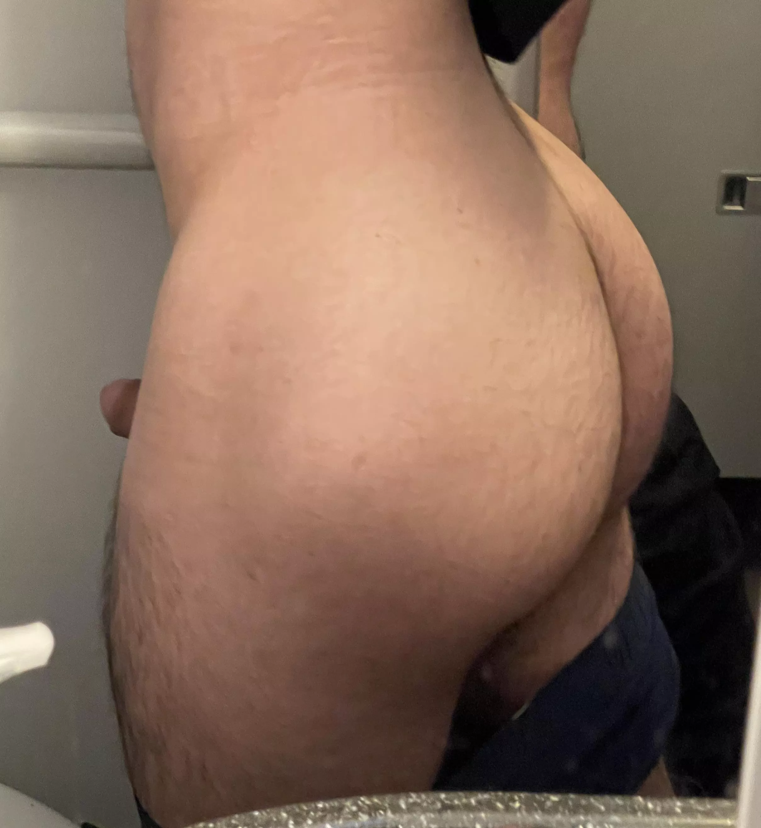 Hope my hung coworker uses me this work trip :p posted by phatassvirgin