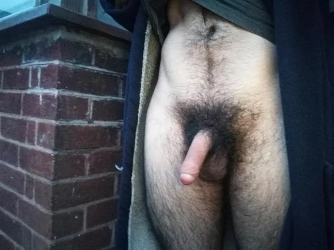 hope someone sees me 😏 xx by Consistent_South3855