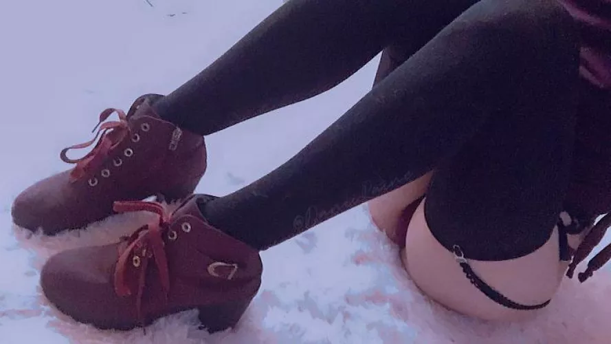 Hope this counts, I really like this pic. Hope yall do too :) by DaniRaine14