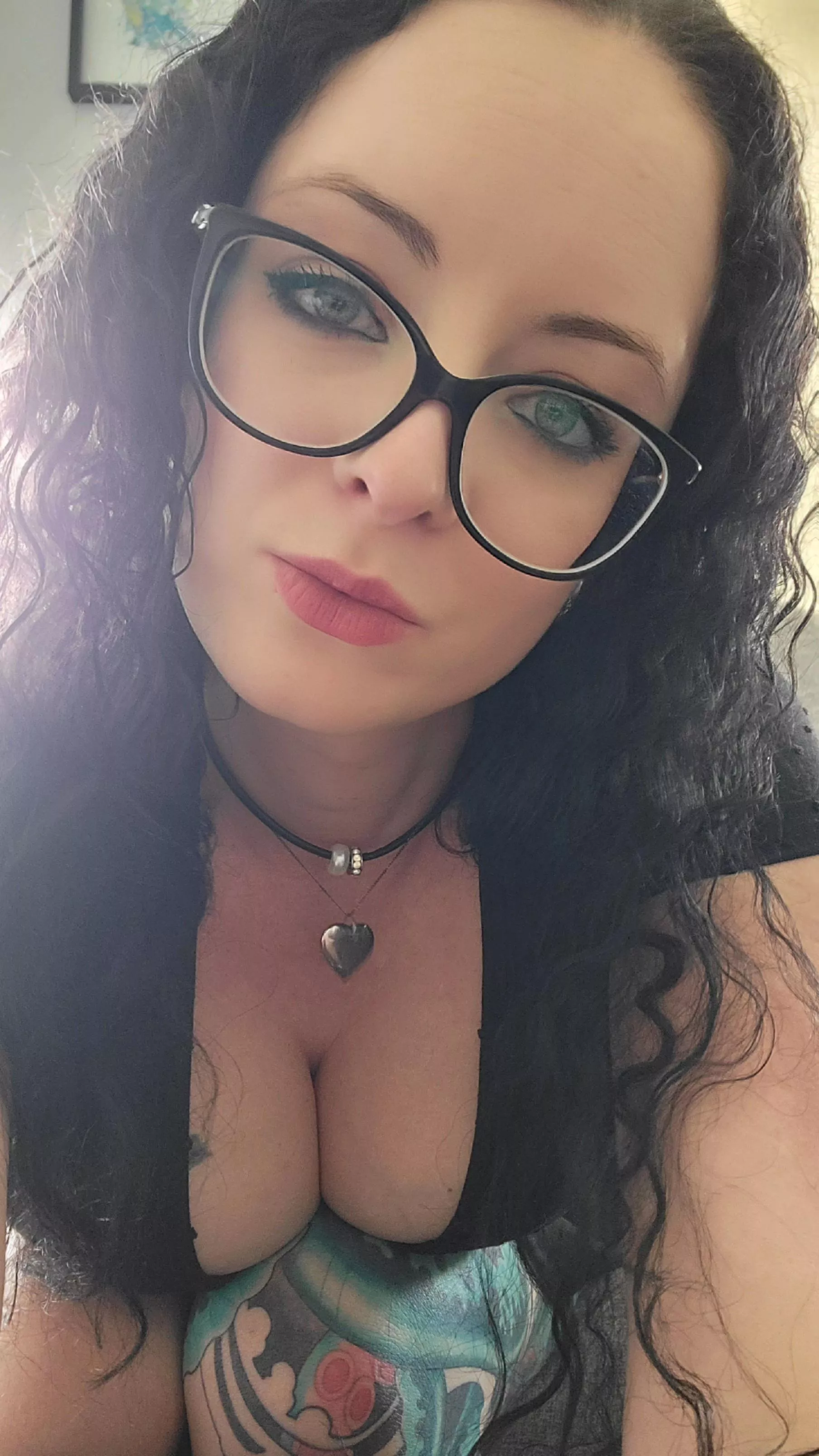 Hope this will be a good distraction for you on a Monday morning posted by yourhotwinter