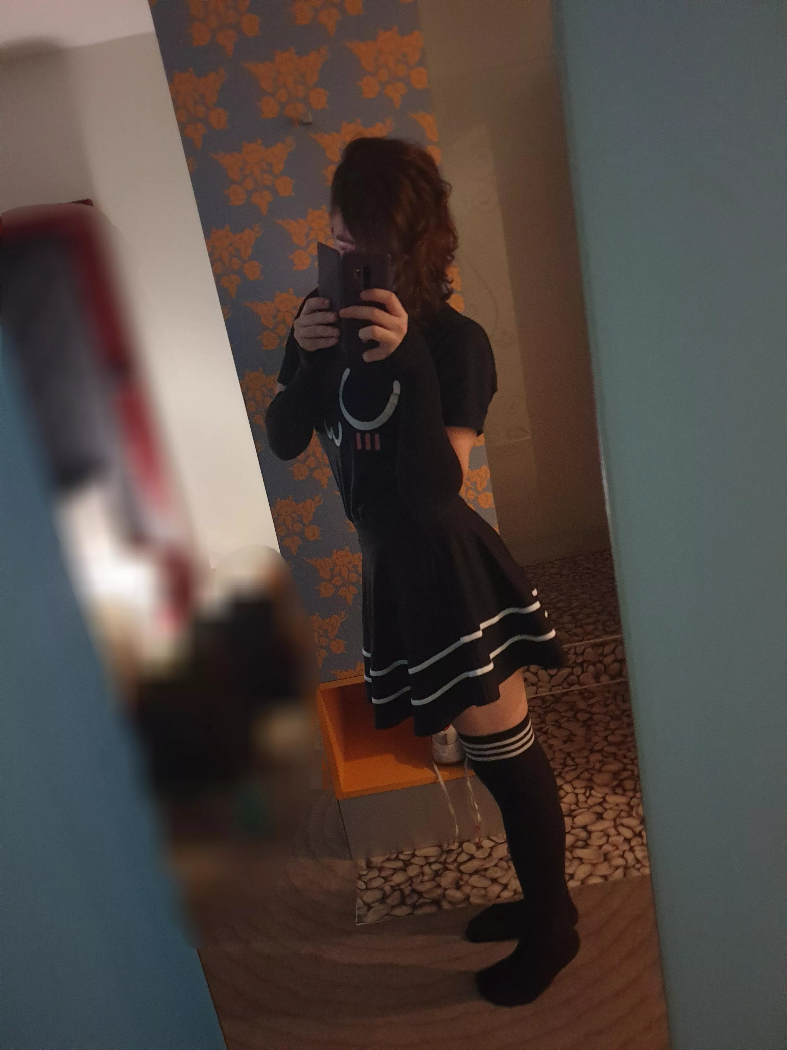 hope this works as a selfie lol posted by Mikasaaaa-chan