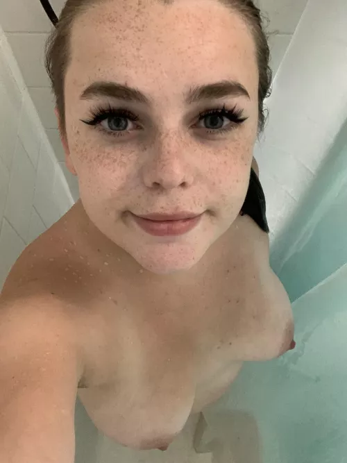 Hope to make you smile :) by kinkykat977