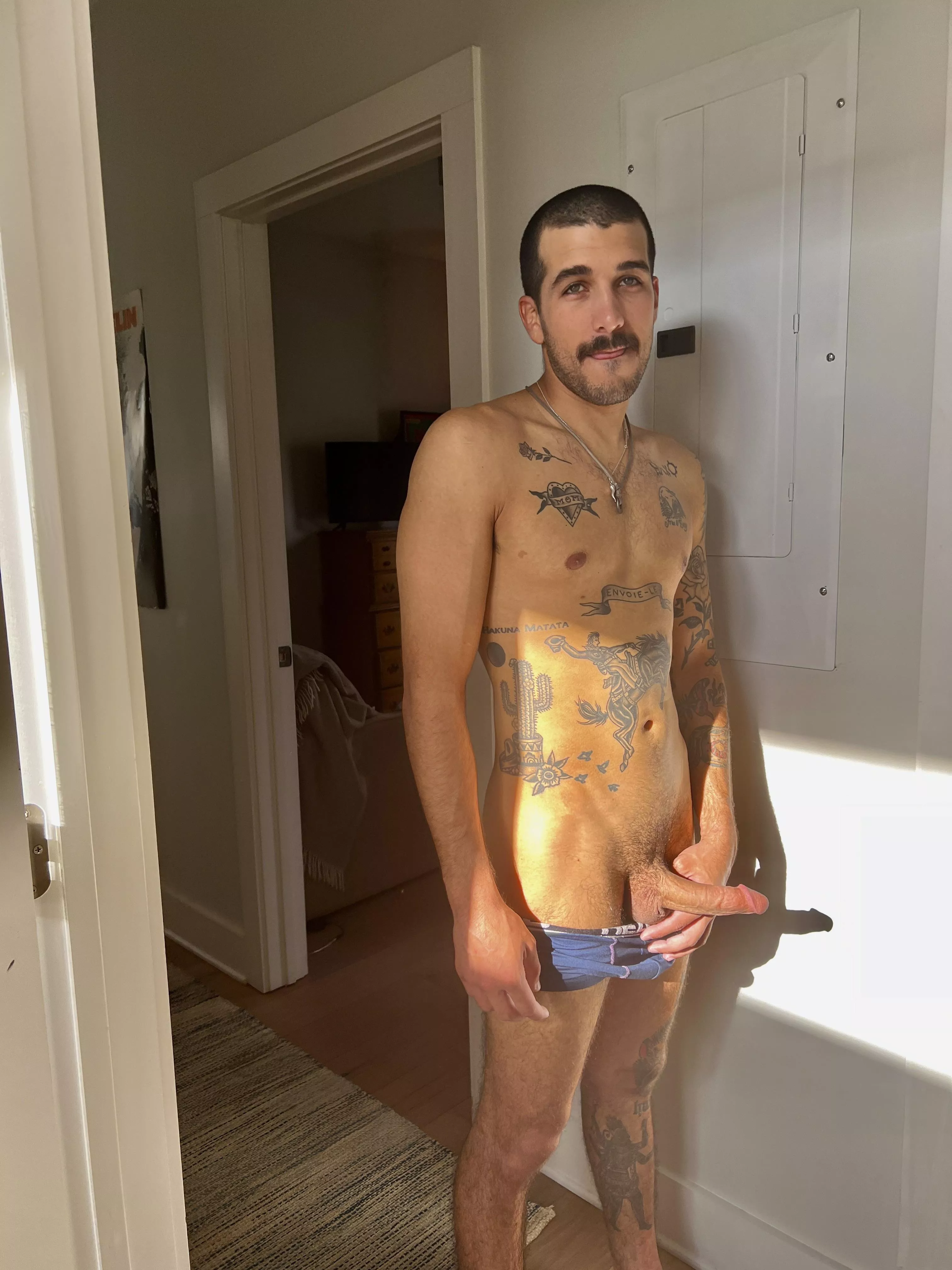 Hope y’all are having a great weekend 🤠[25] posted by Inevitable_Matter_86