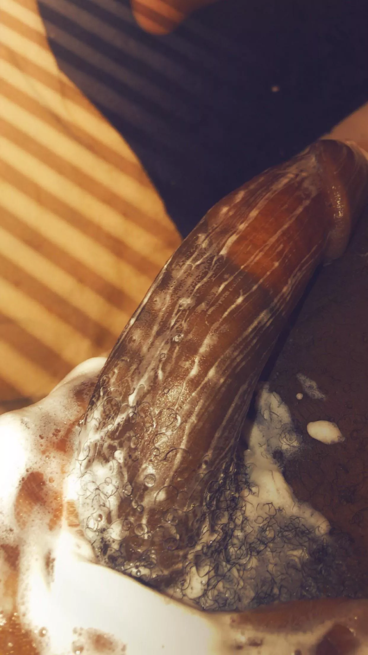 Hope you enjoy, need a worshipper for my BBC🙇🏿will it be you? Come clean my cock posted by LongwayQ