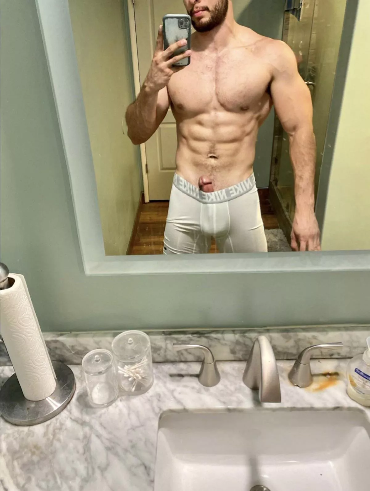 Hope you enjoy seeing my bulge posted by Manthonyjock13
