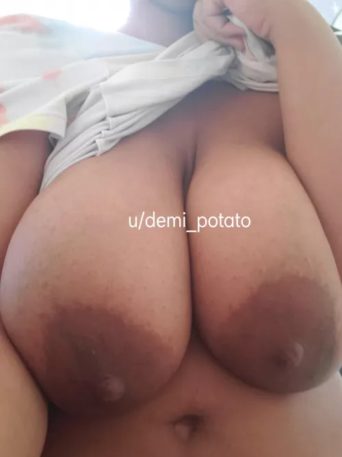 Hope you enjoy the view 😉 by demi_potato