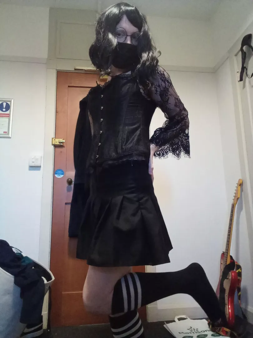 Hope you find this witchy look enchanting UWU posted by Gwen_the_femme