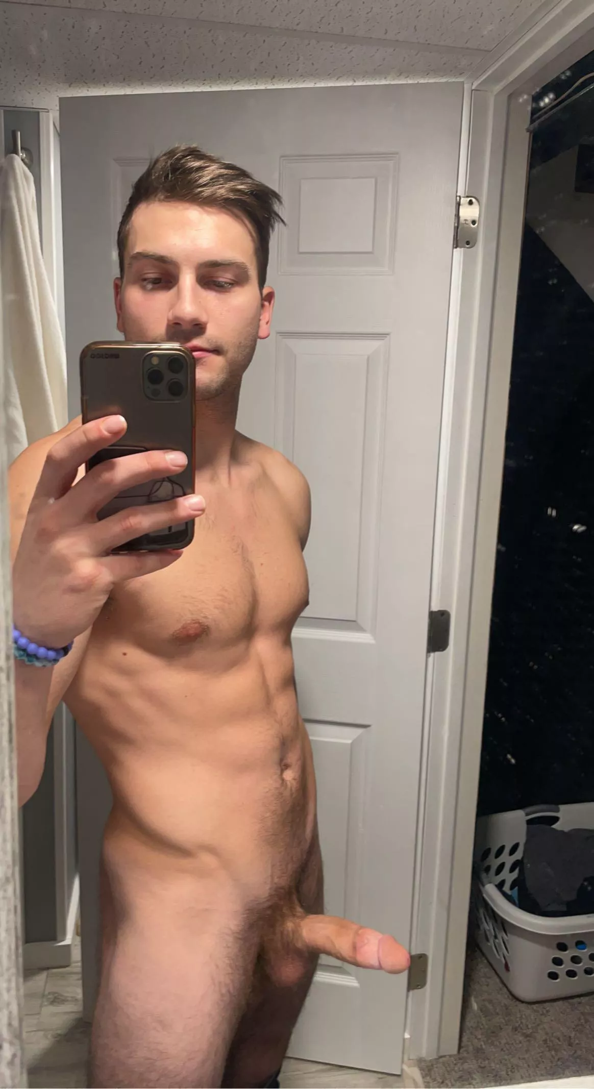 Hope you have a better day than I’m having! Dm me something to make it better 😈 posted by corruptmiller5