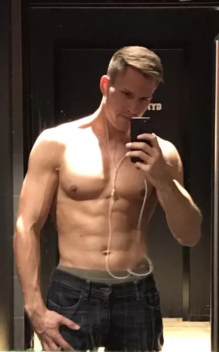 Hope you have a nice day 😘 posted by endlesssummer_95