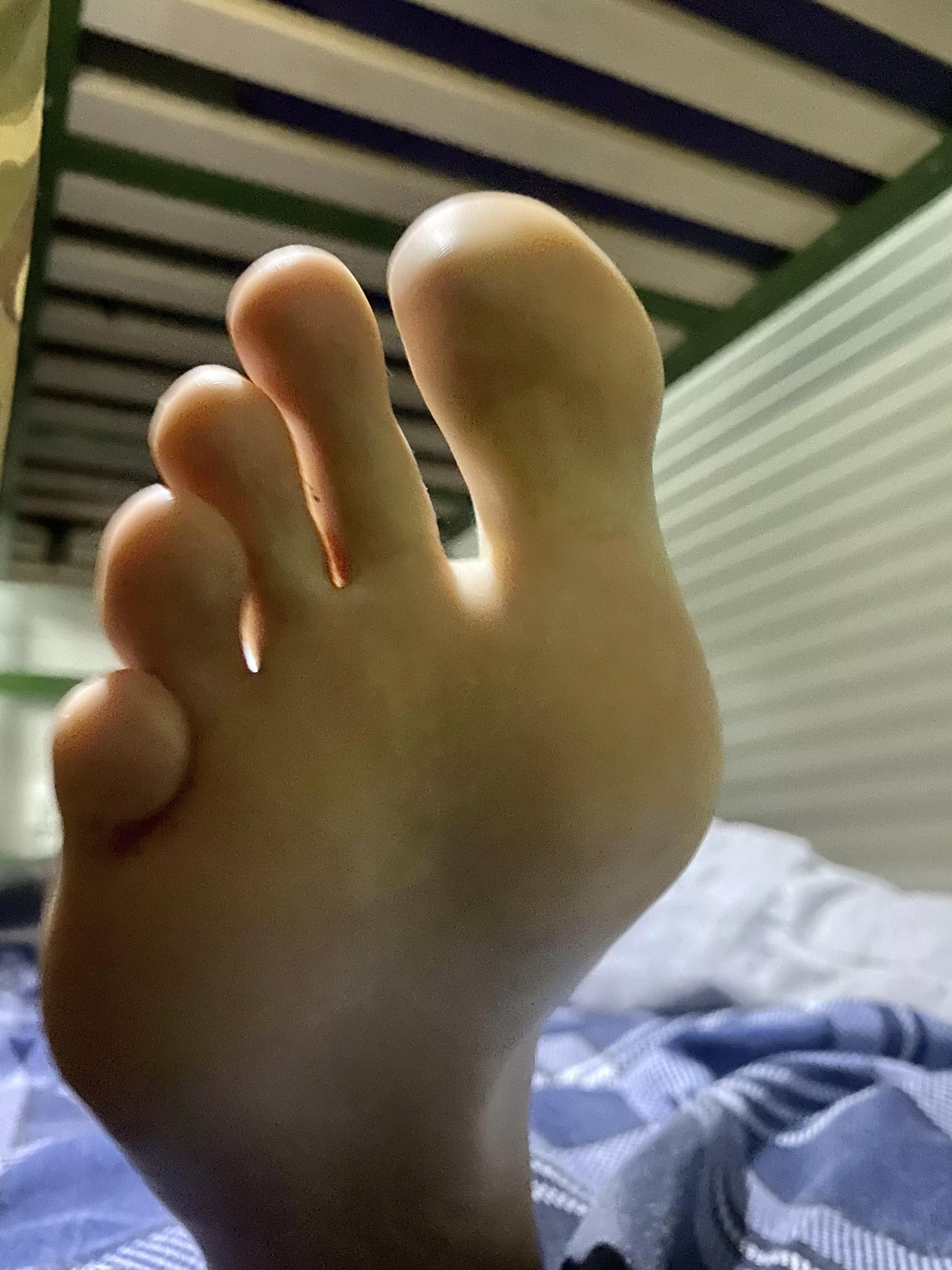 Hope your having a great weekend posted by Armyladsfeet4u