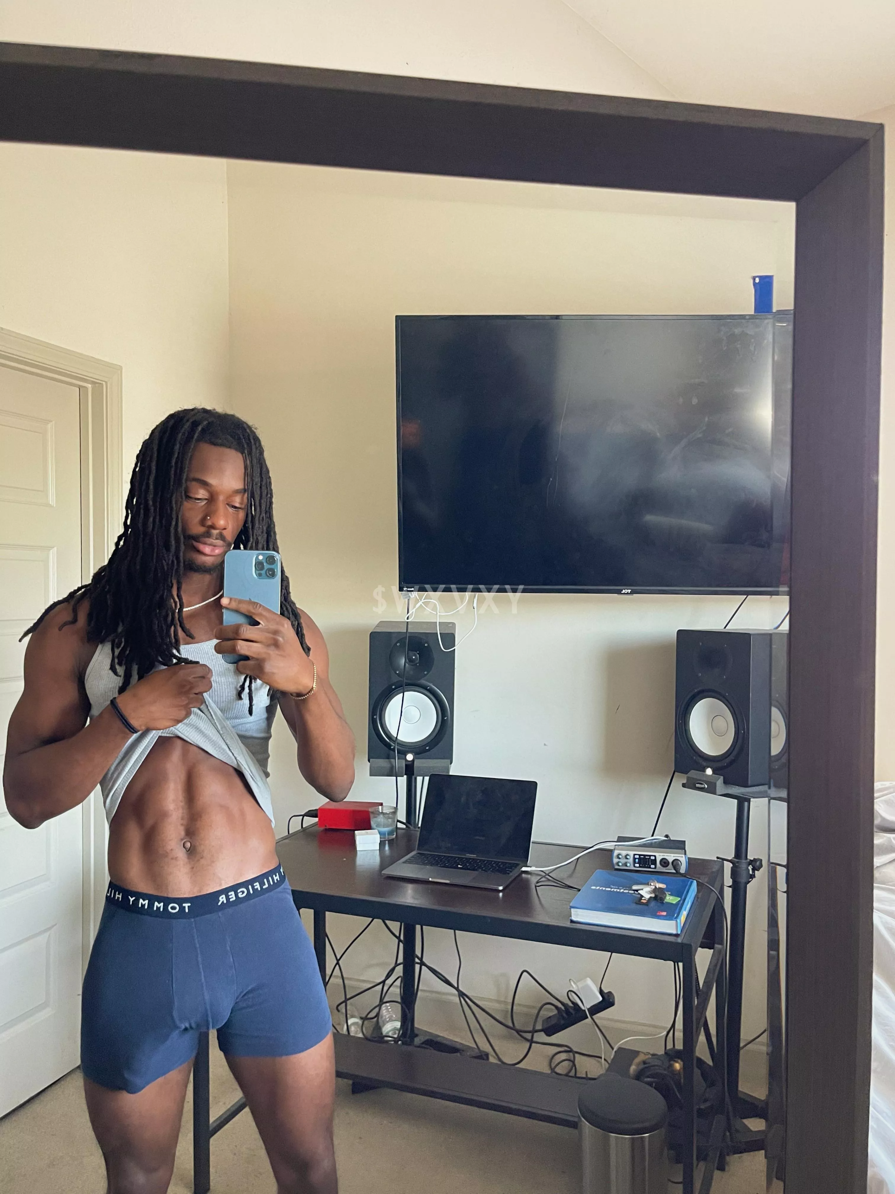 Hope your Sunday’s going well posted by camsonlyfans