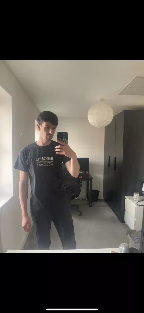 Hope you’re having a good day! by moatty