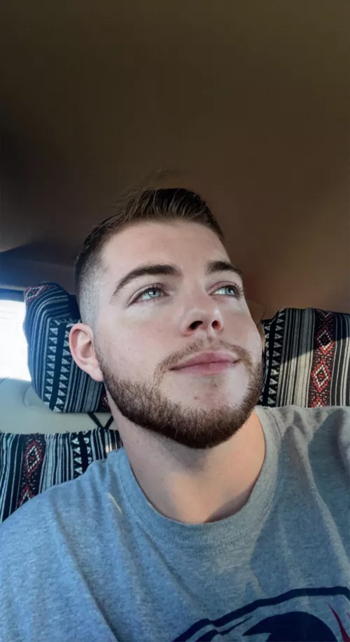 Hope you’re having a great day 🏳️‍🌈 by Comfortable-Bank-630