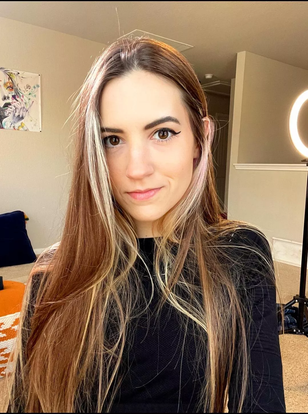 Hope you're having a wonderful day 💙 posted by babetrainer