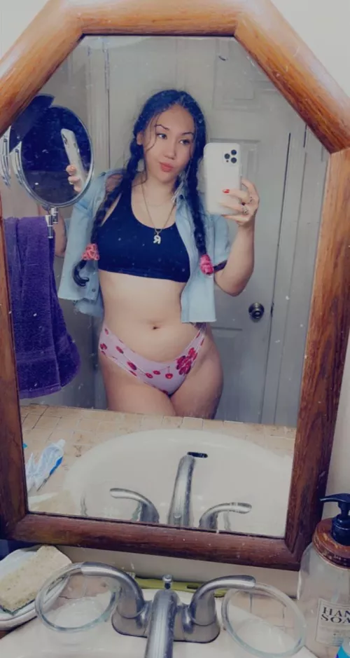 Hopefully I can make your week a little easier! by tomiebabydoll