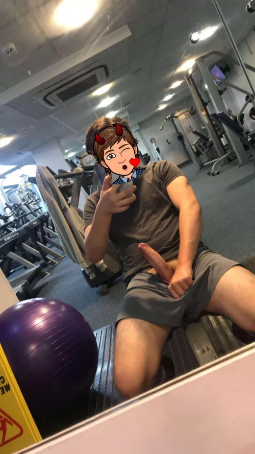 Hopefully no one noticed by kitttyxyx999