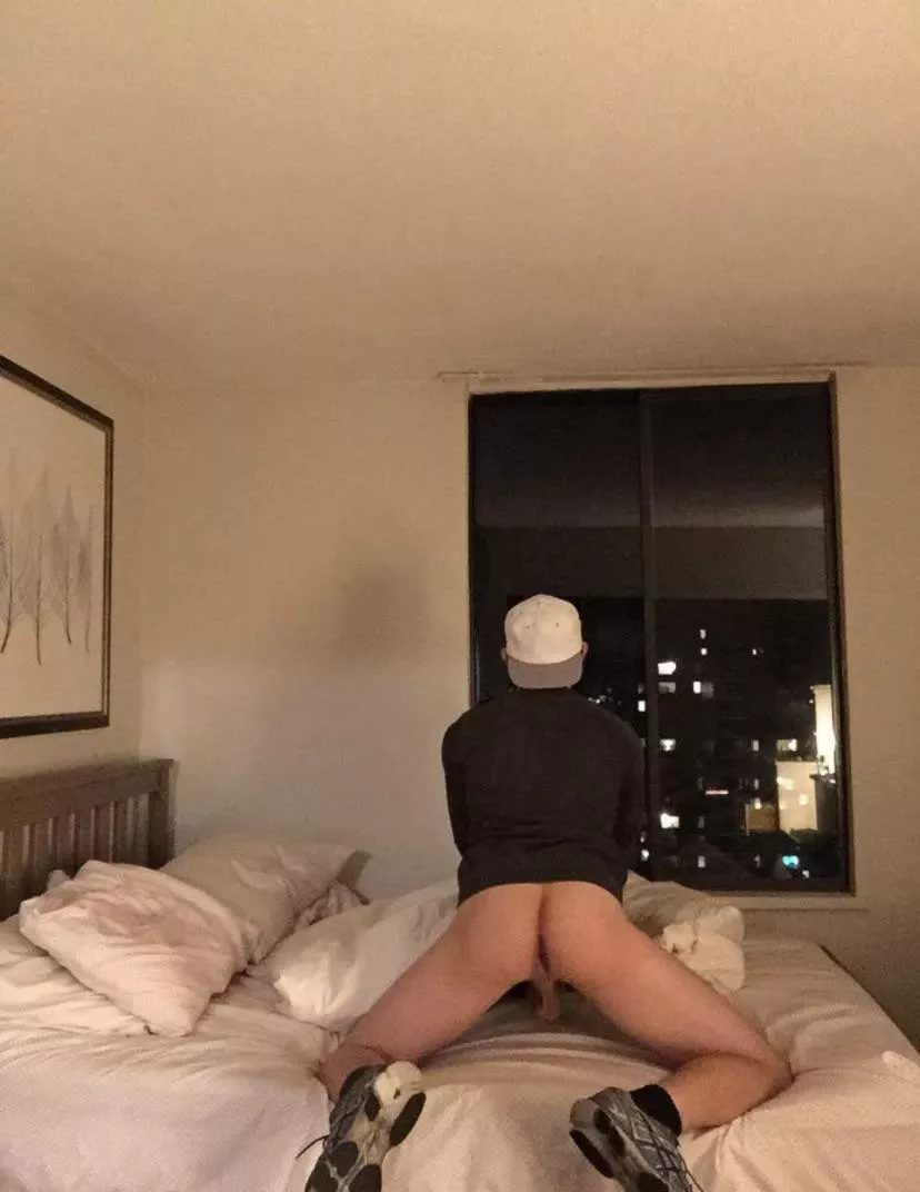 Hopefully no one saw me 👀 posted by Jamesguy98