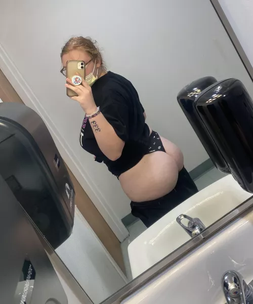 Hopefully this cake doesn’t shoot your blood sugar up 😉 by Redheadprincess_x