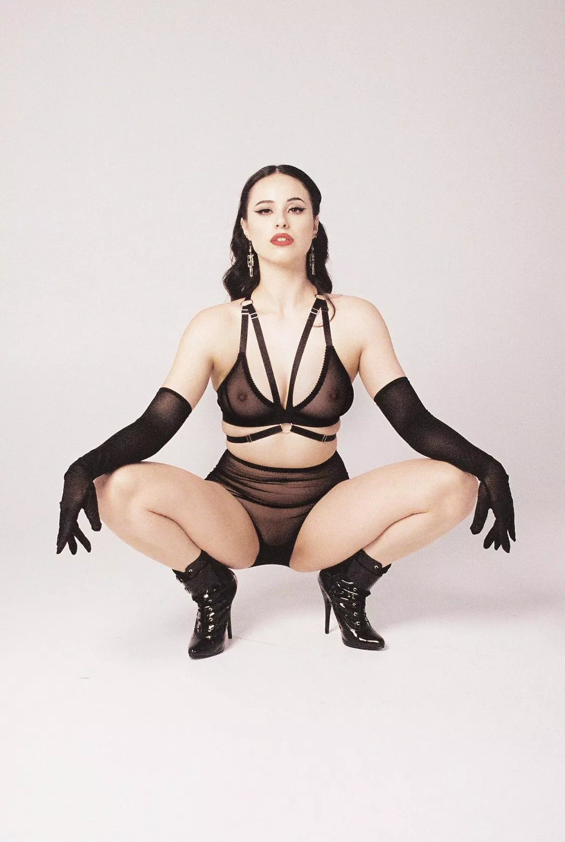 🌹🖤 hopeless lingerie 🖤🌹 posted by evanadelune